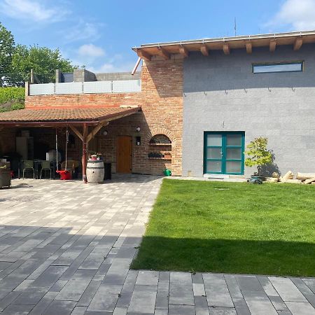 Penzion Lednice Exterior foto